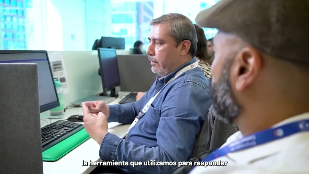 Ejecutivo de atención durante una jornada de observación